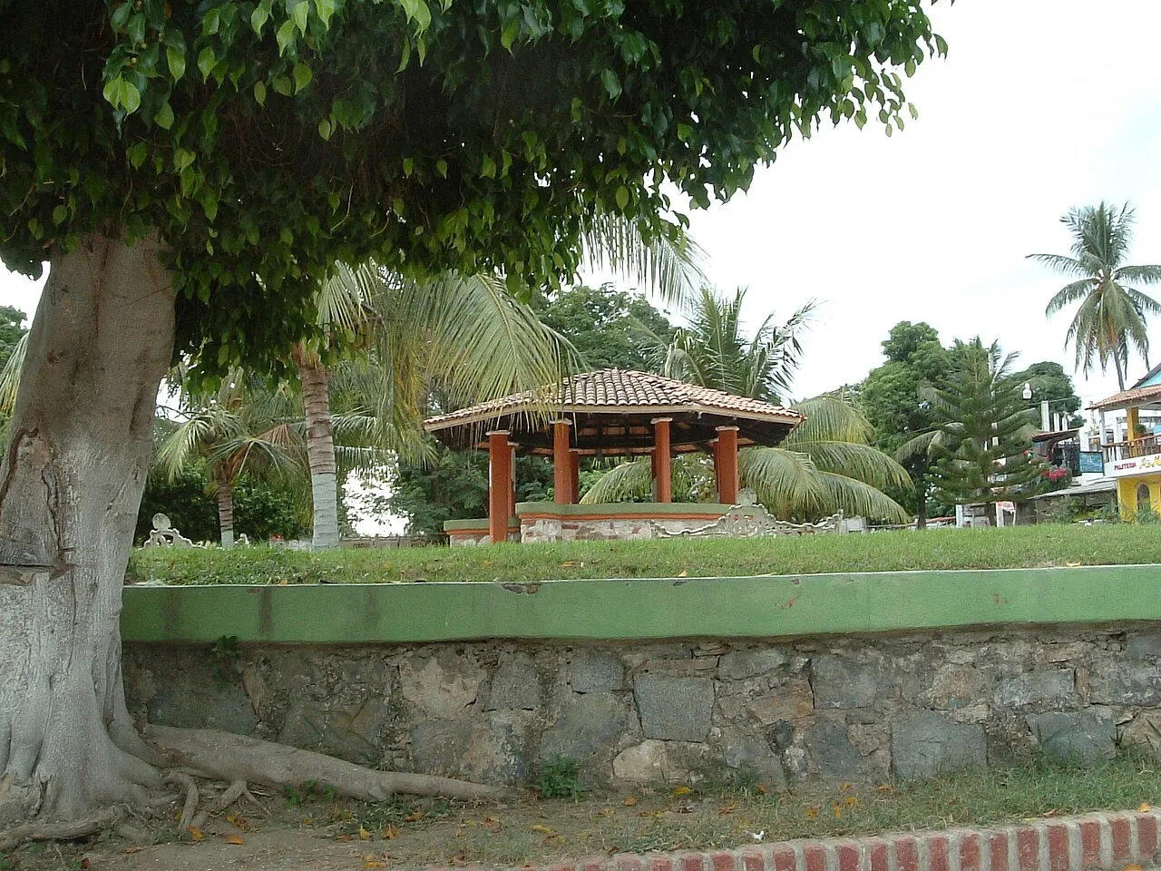 Scenic waterfront view of La Cruz de Huanacaxtle
