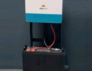 Hand-truck mounted solar battery installation